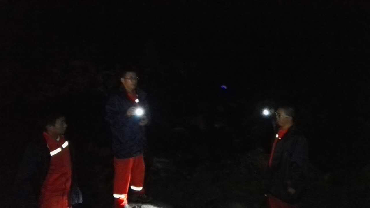 贵州省地震局迅速投入纳雍山体垮塌现场救援