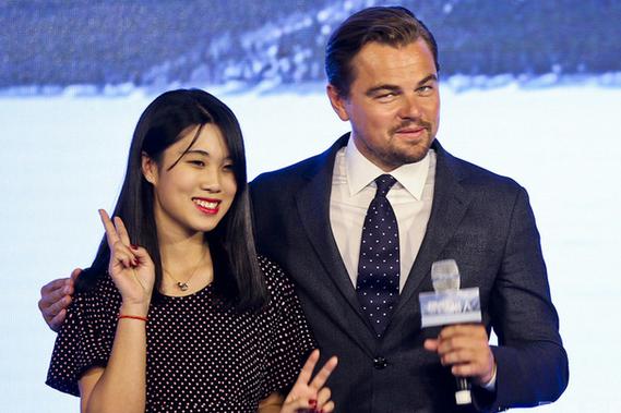 小李子获赠玫瑰金人 莱昂纳多为什么叫小李子