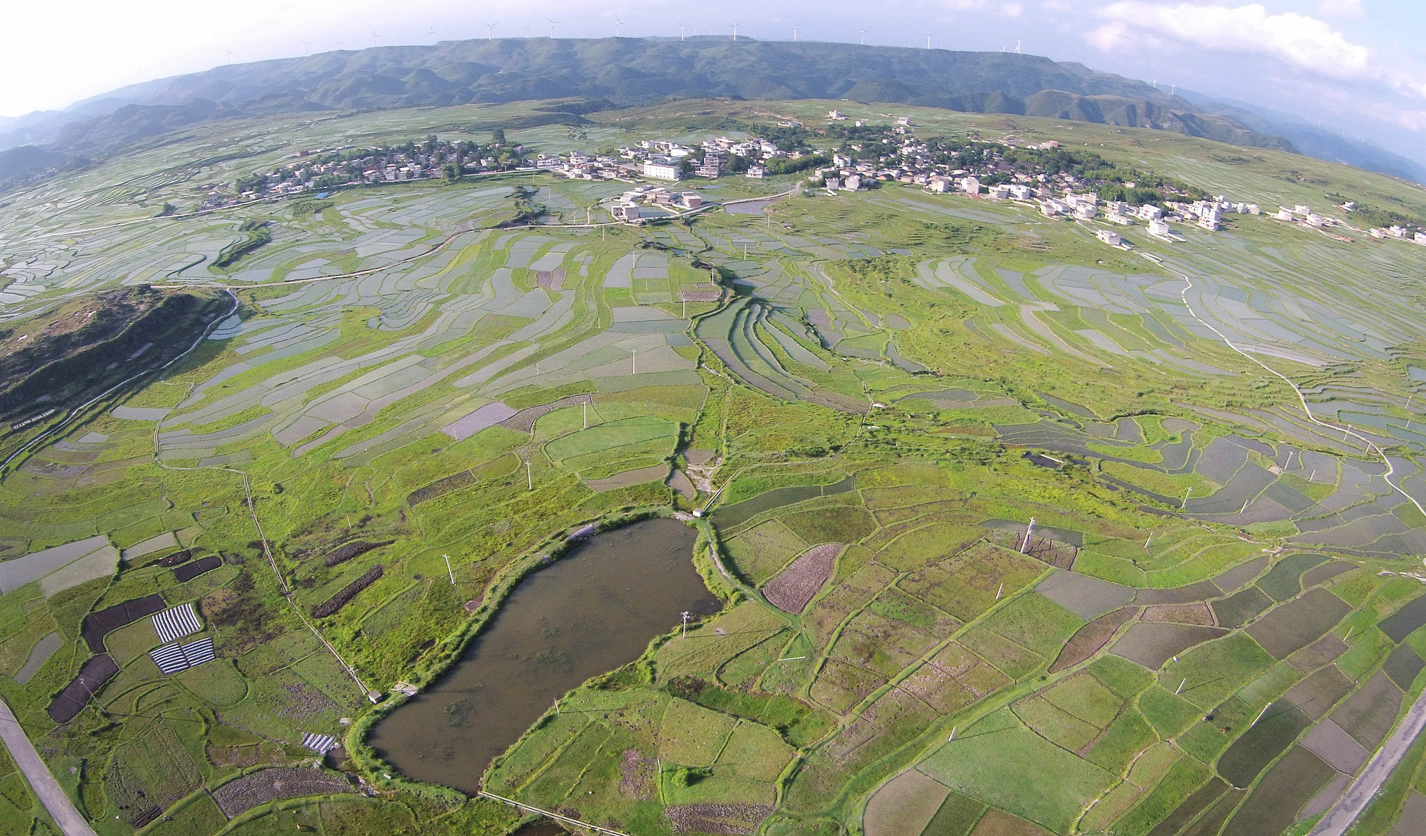 花溪区：全力推进四个500亩以上坝区建设