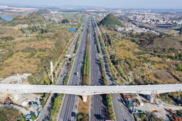贵阳与贵安新区打造半小时交通圈