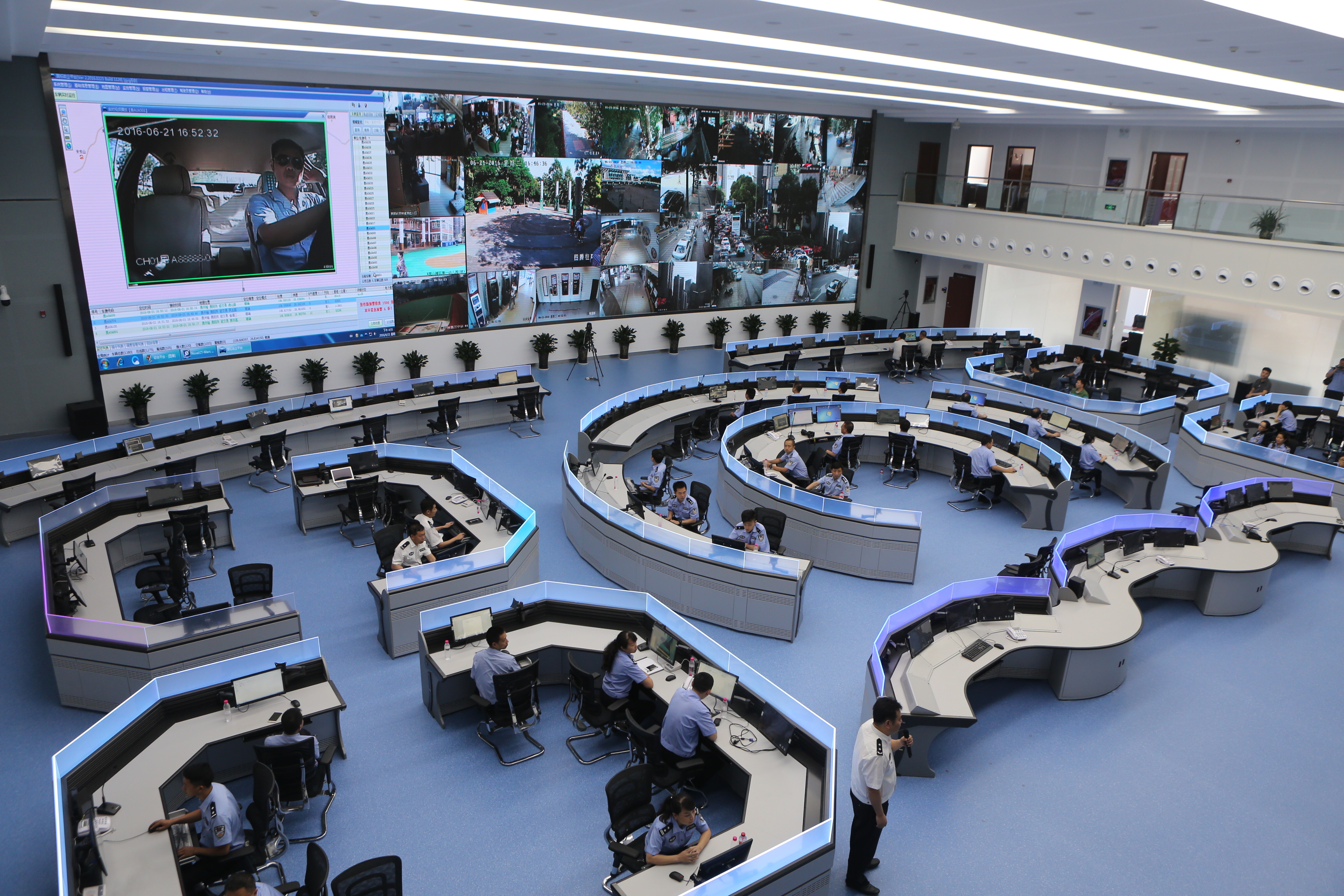 贵阳：社会“治理”迈向“智理”