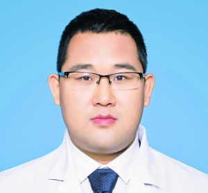 贵州省援鄂中医专家医疗队队员狐启贵：看着患者出院 最幸福