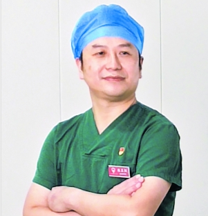 转战两个“战场”的陈正红：刚结束隔离 又转场战疫