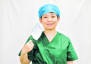 贵州省第四批援鄂医疗队队员刘静：我想给儿子做一个榜样