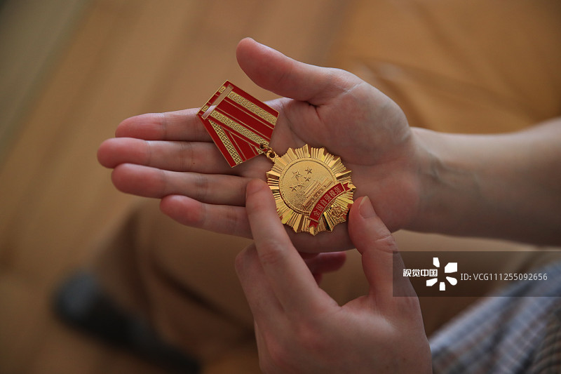 修文县表彰一批先进模范