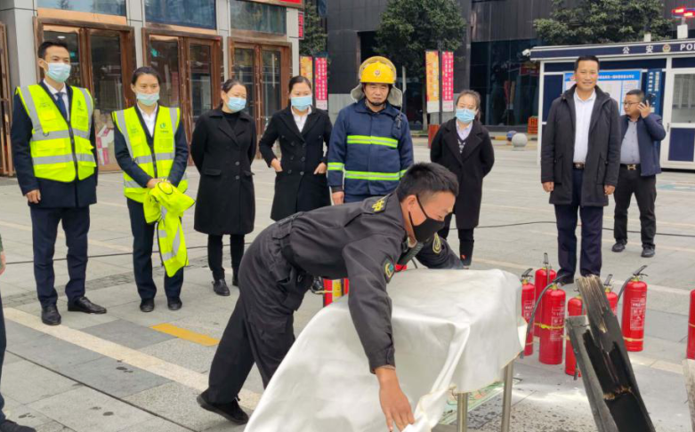 贵阳高新区大数据创客公园开展冬季消防安全应急演练
