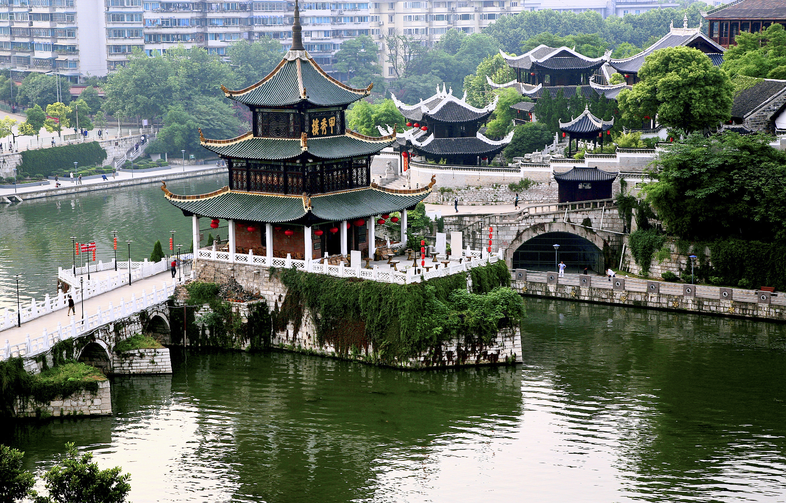 贵阳：以“四连冠”为契机奋力建设更高水平的全国文明城市