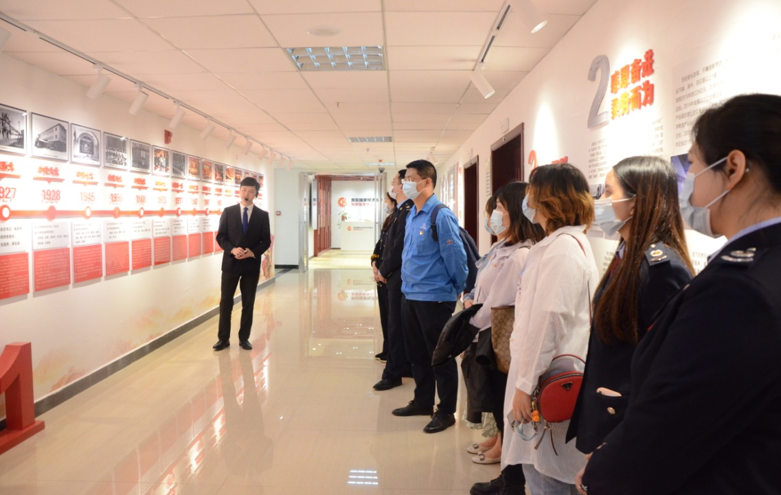 经开区税务局开展专题活动 加强党史教育