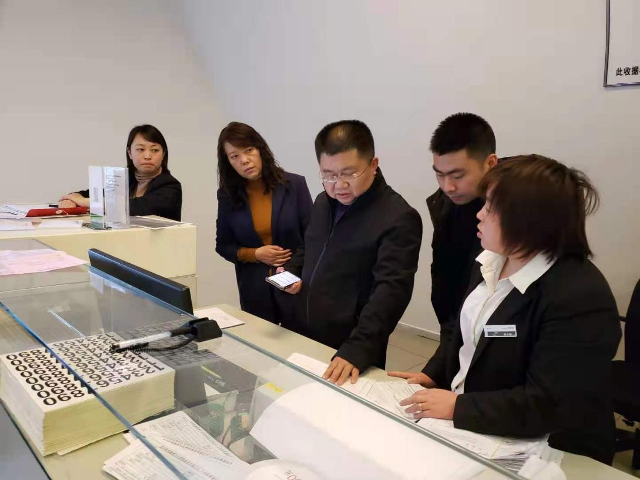 花溪税务：深入企业宣传《机动车发票使用办法》