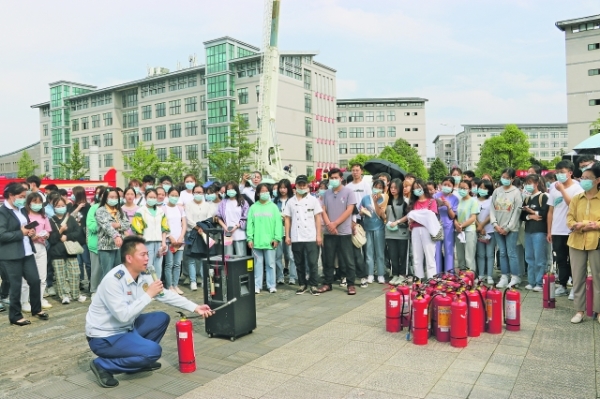 贵安消防进校园普及防灾减灾知识