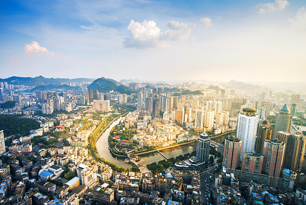 陈晏主持召开全市棚户区老旧小区背街小巷改造工作会议