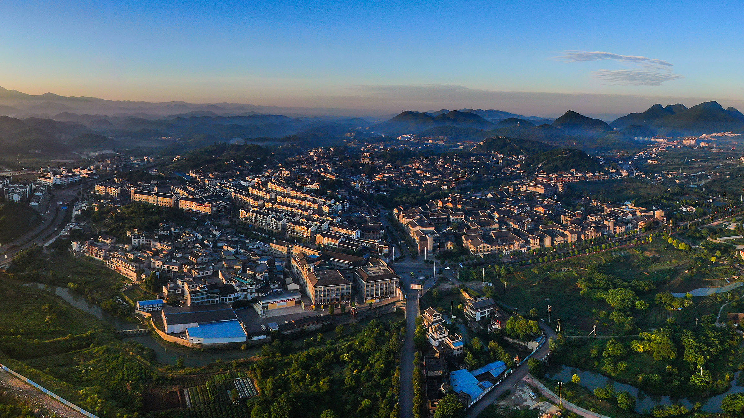 “让群众的获得感幸福感安全感进一步提升” ——花溪区黄河路街道长江社区“三感社区”建设工作一瞥