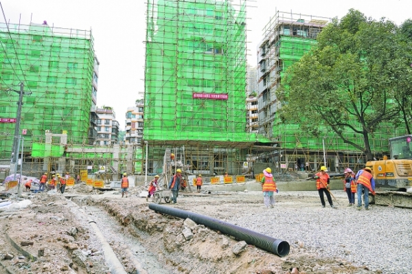 “破旧立新”提升改造 老旧小区“破茧蝶变” ——南明区青山小区老旧小区改造见闻