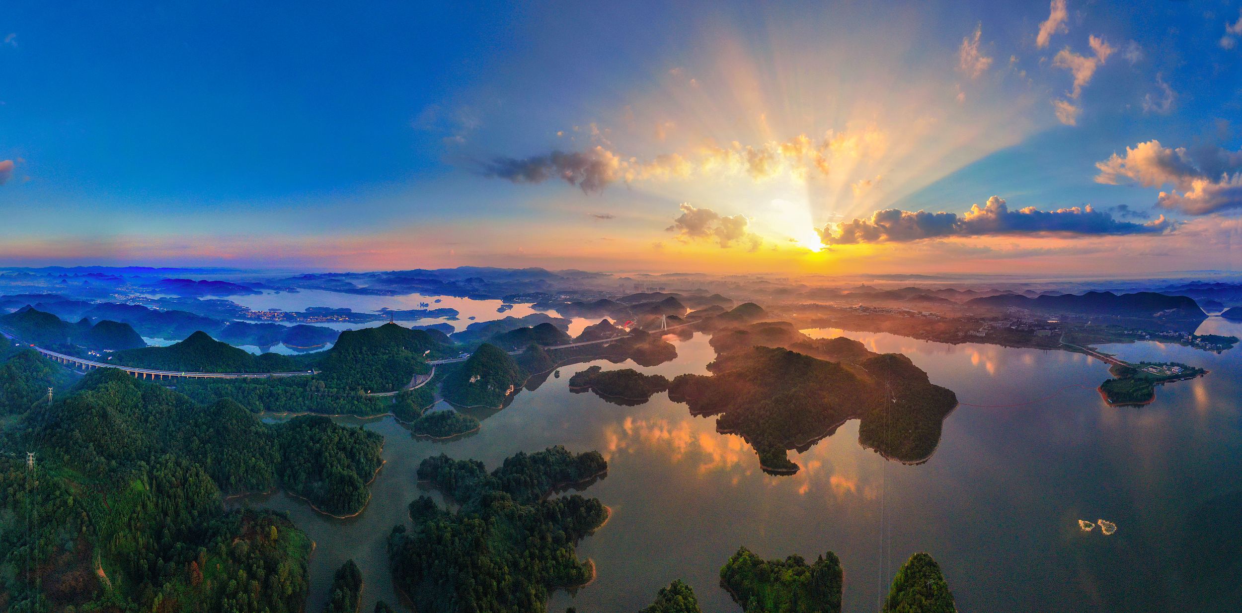 清镇市红枫湖国家湿地公园（试点）建设通过省级验收