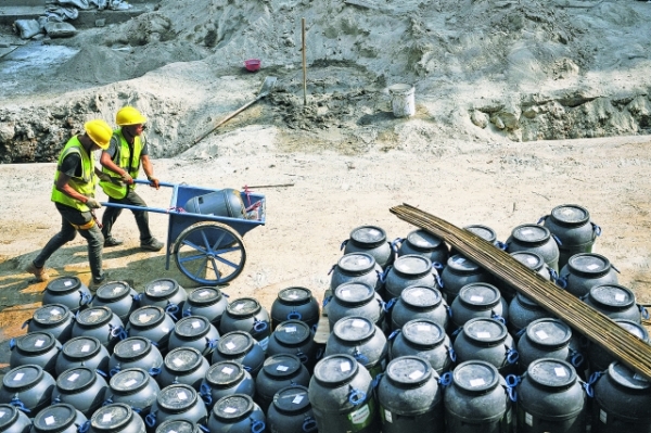 南明区加快打造青云路综合商业特色示范步行街