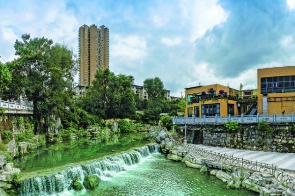 文明之光辉耀“花园之城” ——乌当区全力巩固提升全国文明城市创建成果