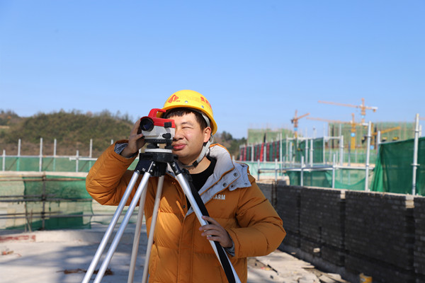 贵阳高新区真抓实干大力推进“一圈两场三改”建设