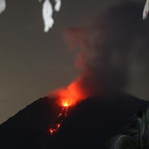 印尼塞梅鲁火山喷发致死人数升至22人