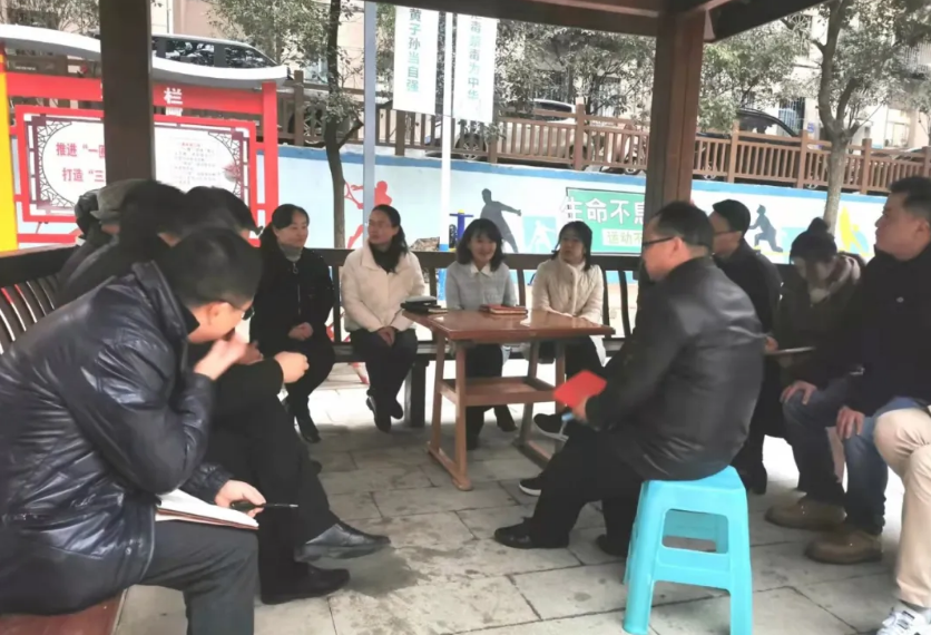 贵阳白云区委书记步岚开展“一圈两场三改”专题调研 