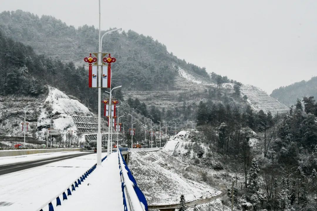 寒潮来袭 开阳县积极应对低温雪凝天气