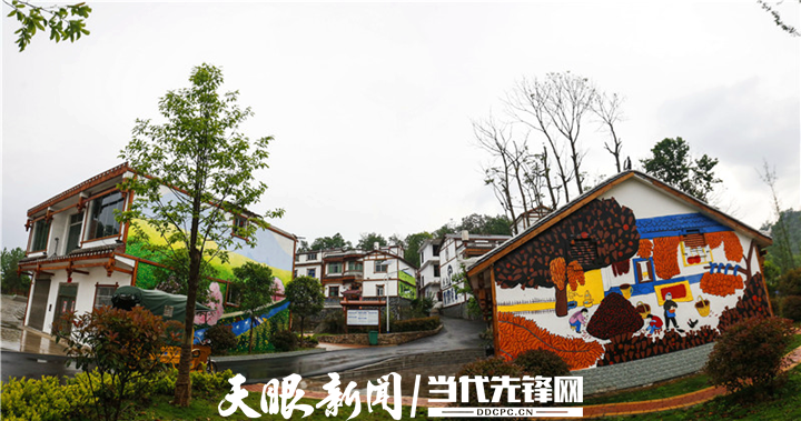 六盘水市六枝特区落别乡牛角村建立贵州省首个“阳光房”，让乡村更美丽。图片来源：六盘水市精神文明办.png