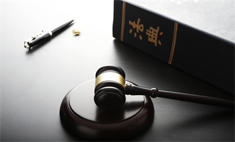 在贵阳，如何申请专职律师执业许可？