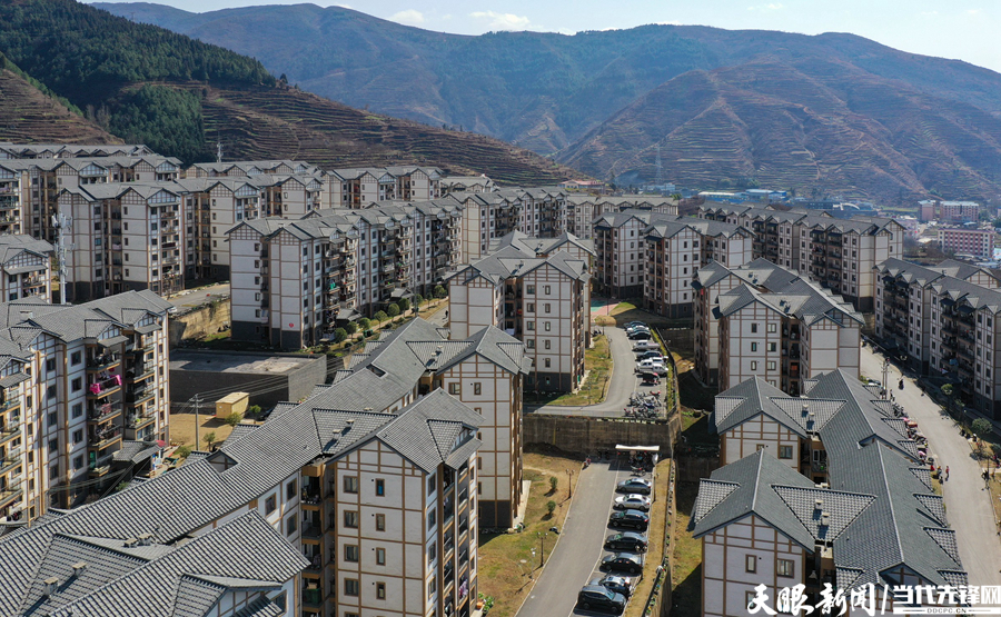 1676507454169014.jpg 赫章县金银山易地扶贫搬迁安置点,是赫章县脱贫攻坚过程中体量最大的易地扶贫搬迁集中安置点。林民 摄 (2).jpg