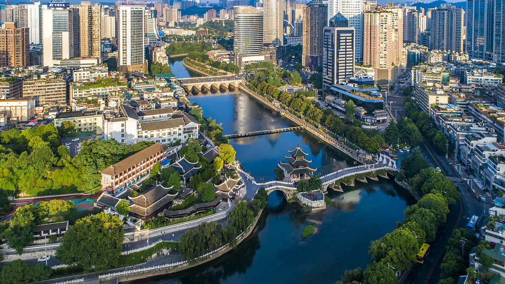 南明：聚焦“一园三区” 做强新型都市工业