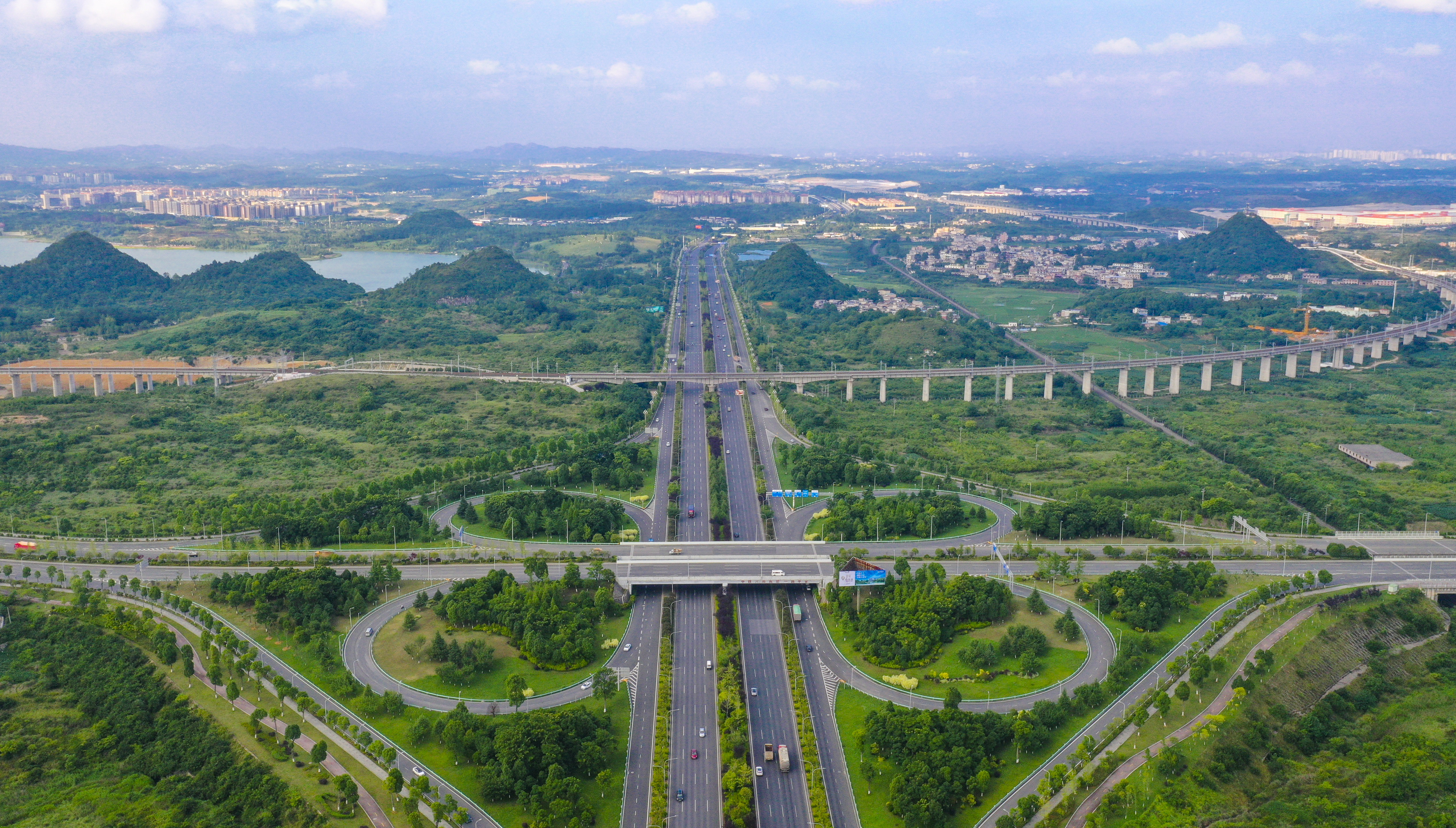 贵安高质量发展大会与会企业代表：投资贵安正当时 共续发展新篇章