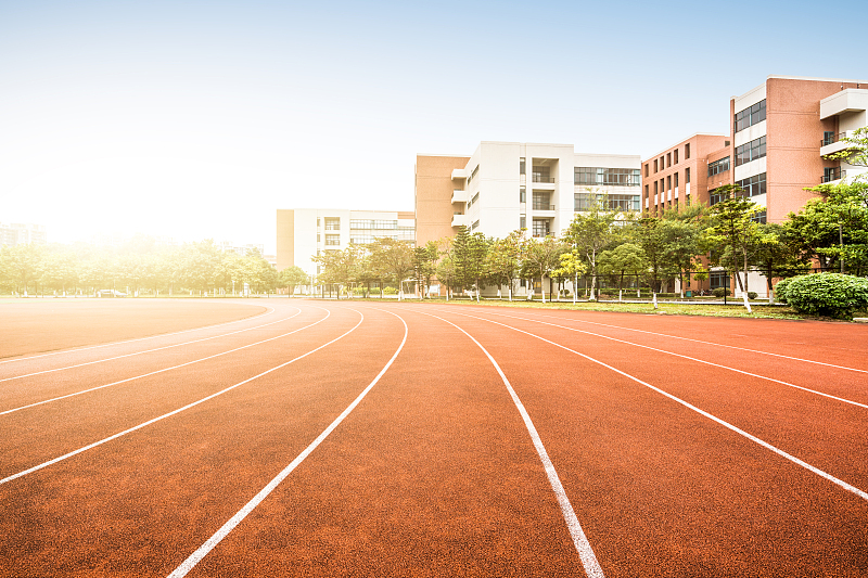 到2025年，贵安新区将新建学校8所以上、创建三甲医院2所
