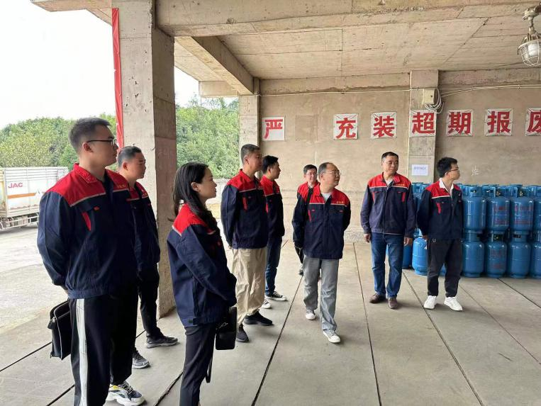 贵阳市市场监督管理局组织开展燃气气瓶充装单位专项整治暨年度检查