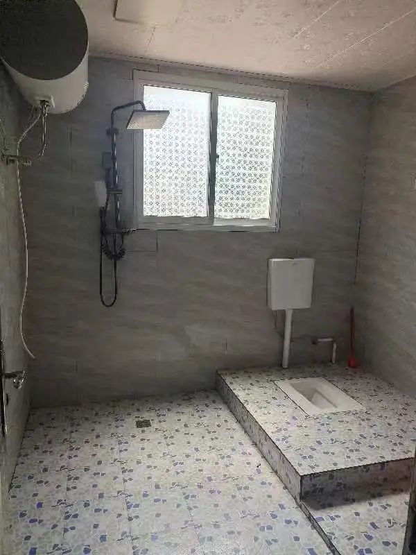 1695896077973570.jpg 图片