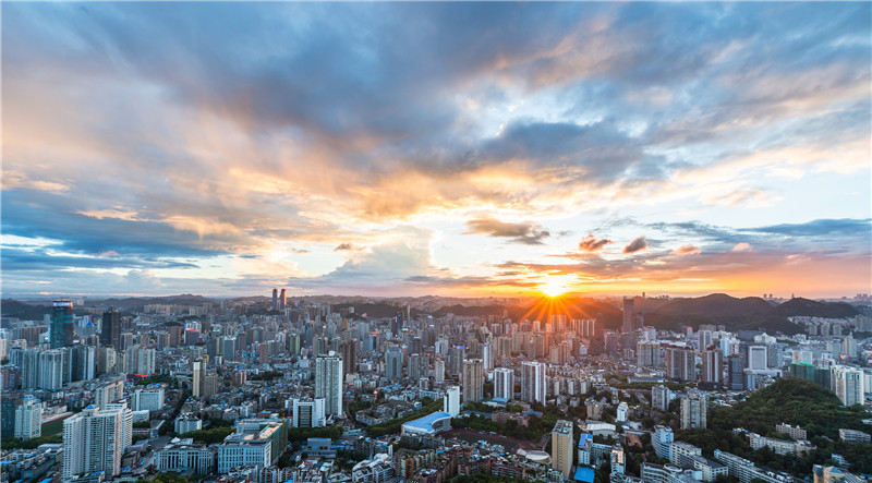 贵阳市人大常委会党组(扩大)会议暨主任会议召开