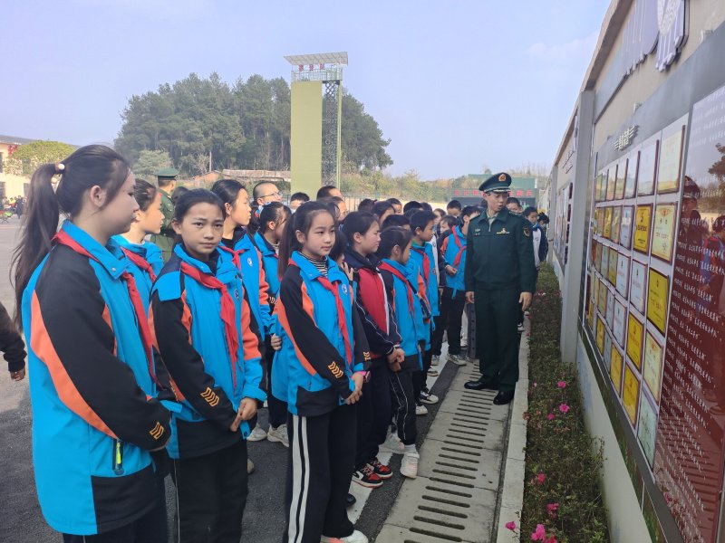 白云区开展纪念延安双拥运动80周年“爱国主义暨国防教育”主题活动