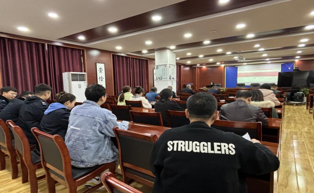 修文县税务局组织开展执法能力提升培训