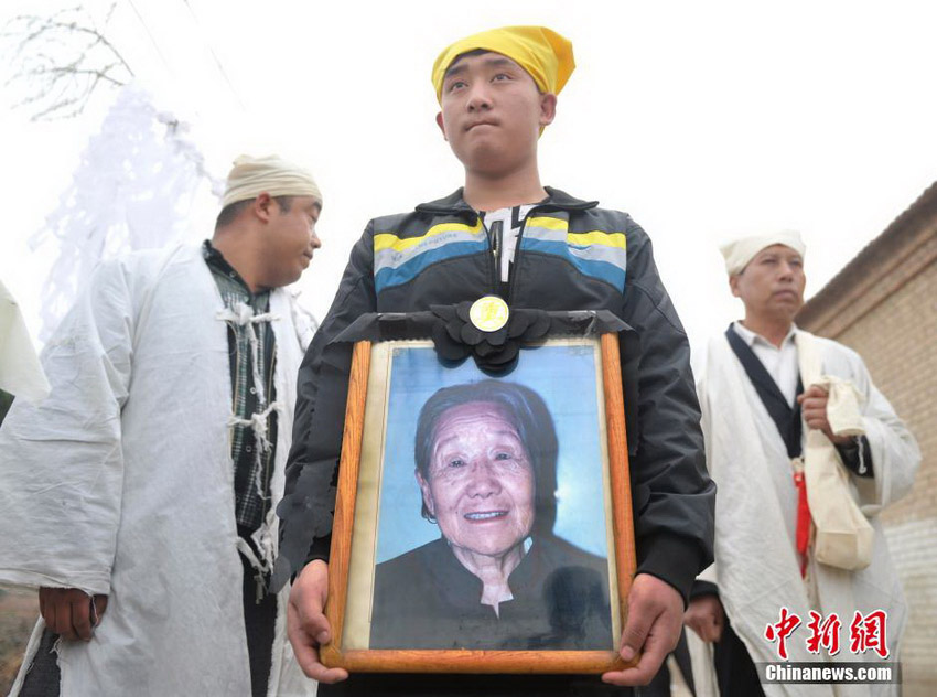 中国慰安妇首批赴日诉讼团最后一位老人抱憾