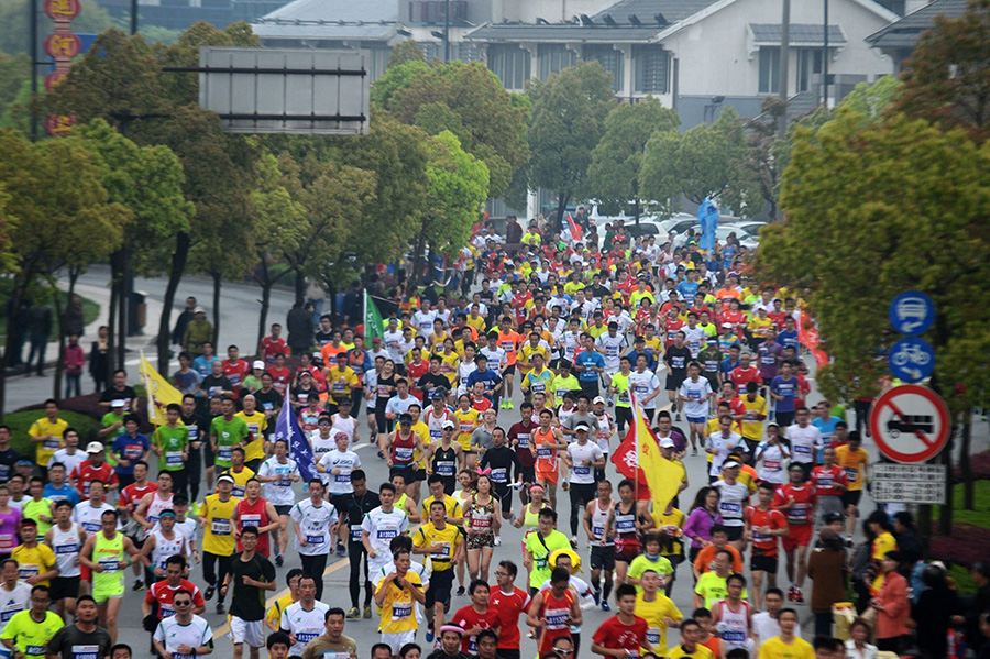 2014扬州鉴真国际半程马拉松赛开赛_即时新闻