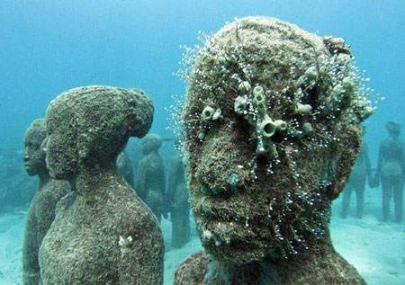 海洋惊现水下怪物海底人 玛雅人是外星人后裔