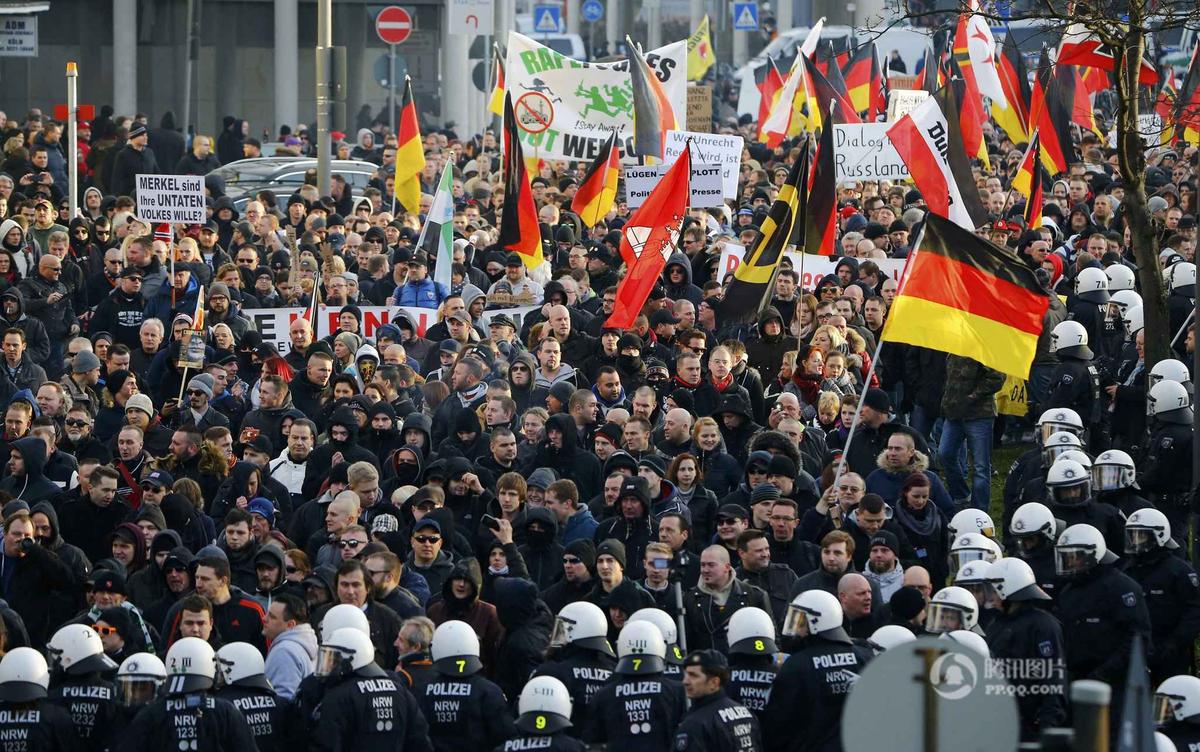 德国性侵案引千人游行 要求驱逐难民(组图)