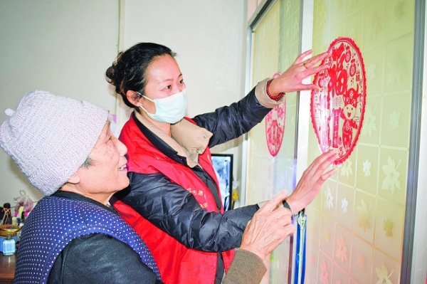 云岩区开展2021年春节“温暖活动”——慰问送上门 关怀暖人心