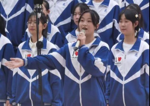 红心唱响新时代昂首阔步新征程贵阳六中红歌比赛成功举办