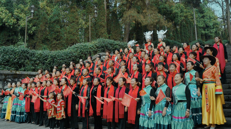 《唱支山歌给党听》主题青春快闪在云开广场,烈士陵园,开阳