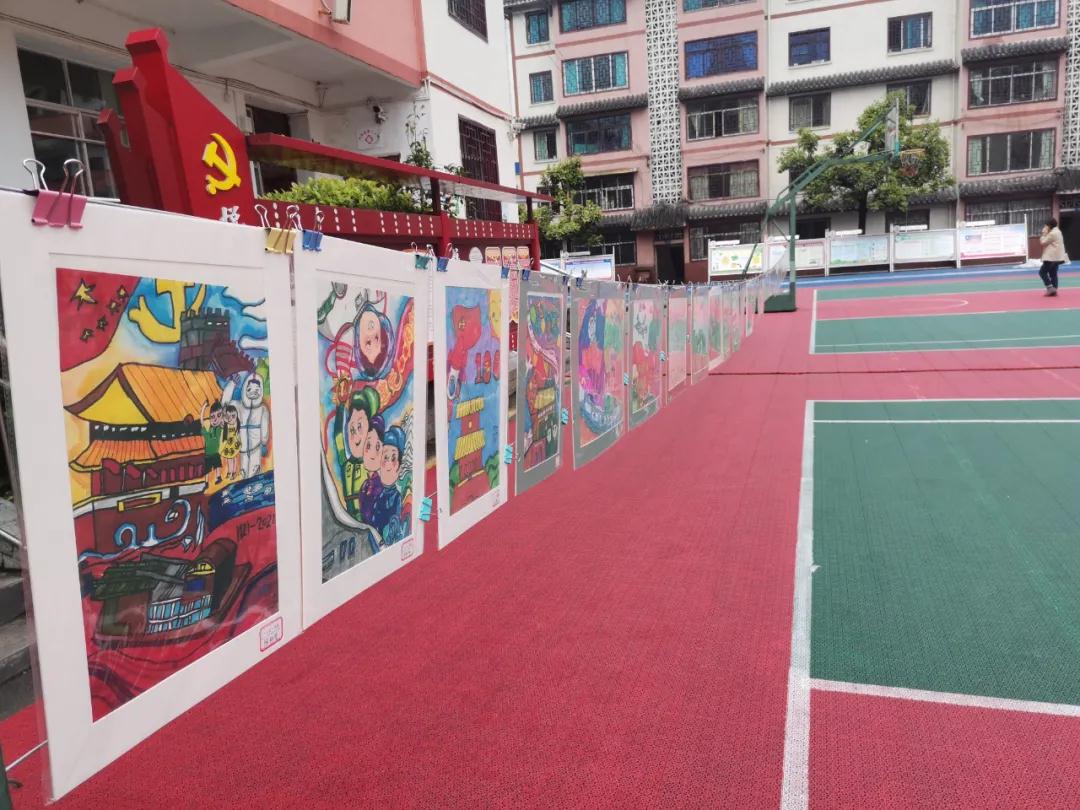 开阳二小百名师生竞技书画礼赞建党100周年