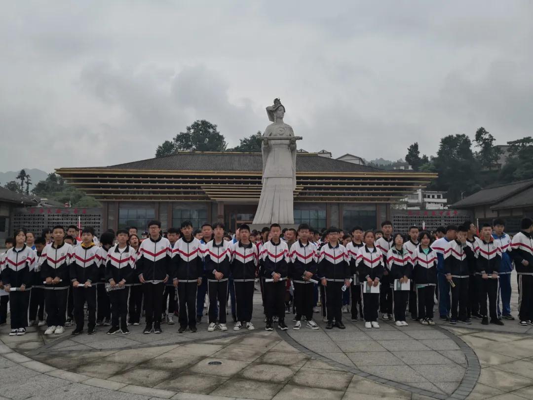 走进水东文化传承华夏精神开阳二中开展研学旅行实践活动