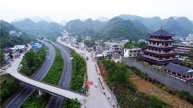 关岭永宁镇高速打通发展脉络交通引领产业发展