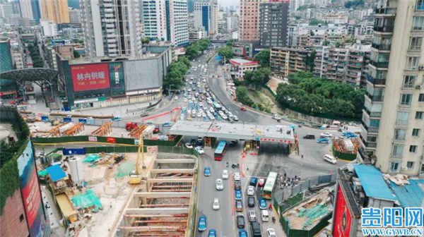 图集贵阳延安西路高架桥还建预计近期完成71片钢梁吊装