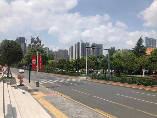 贵阳白云区云峰大道提升改造工程完工