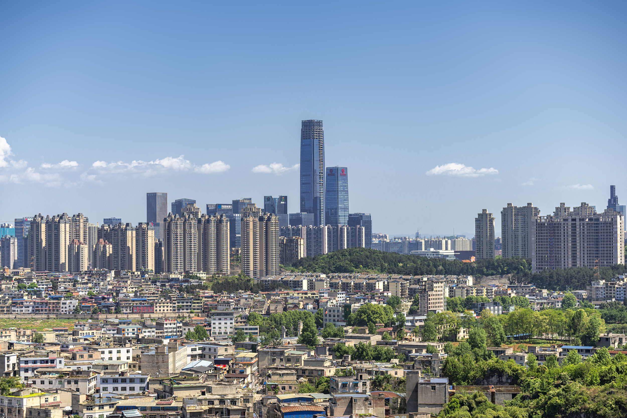 白云区龚家寨街道全力提升群众“三感”