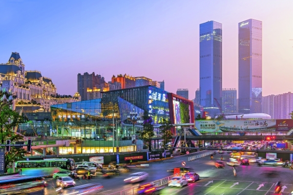 向高空求发展 向空间要效益——南明区大力推进楼宇经济发展速写-贵阳