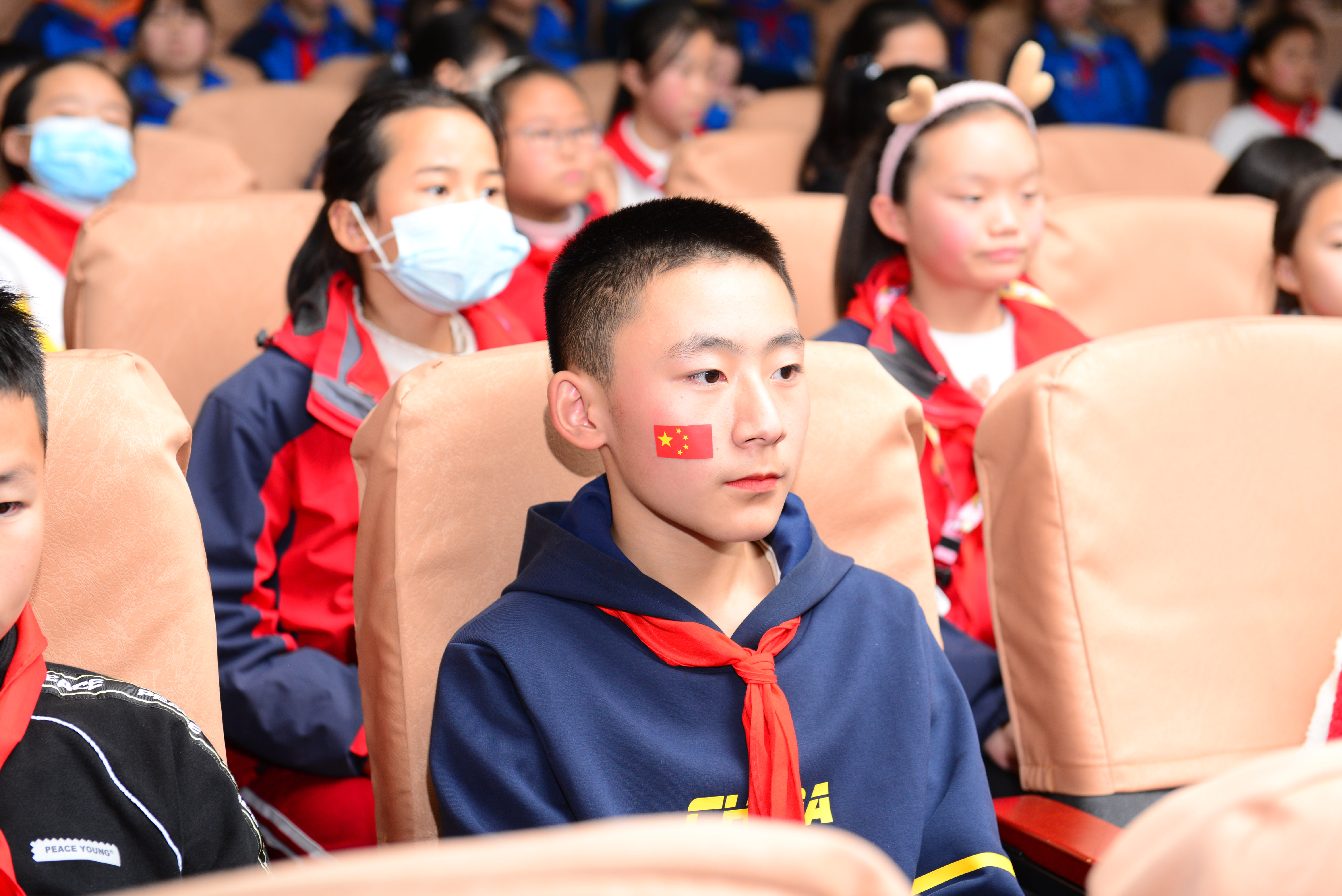 从铭记历史到强国有我贵阳市第四十中学一二九演讲比赛精彩纷呈